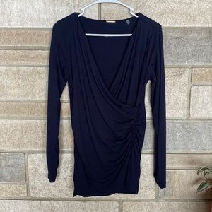 NWT gorgeous Elie Tahari top